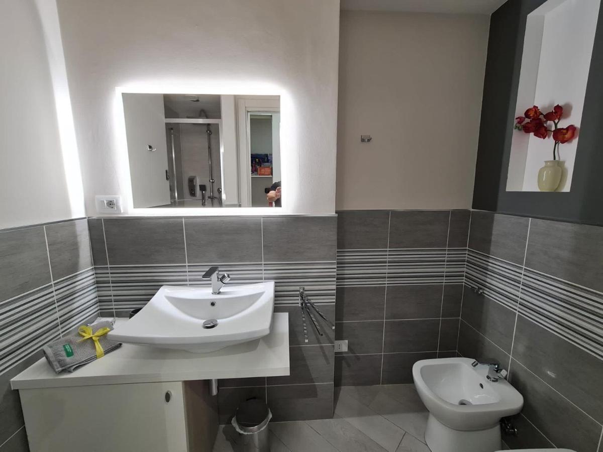 Suite Villa Laura Bologna Bagian luar foto