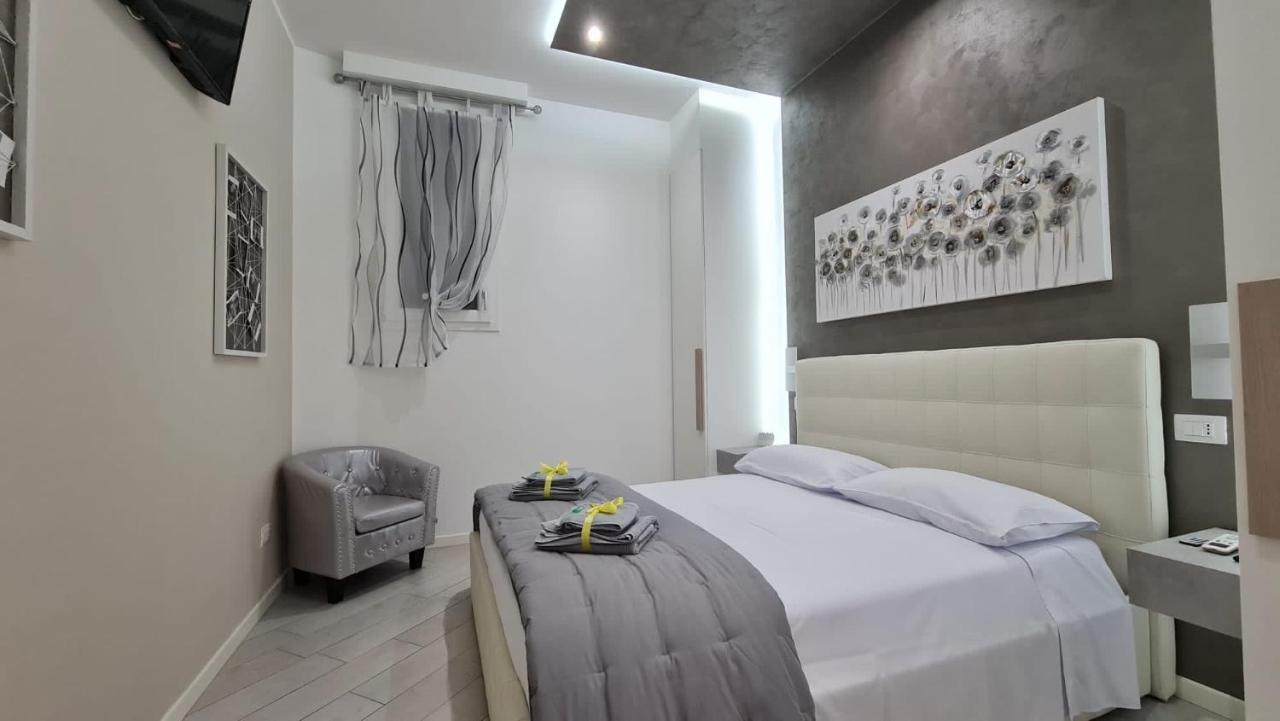Suite Villa Laura Bologna Bagian luar foto